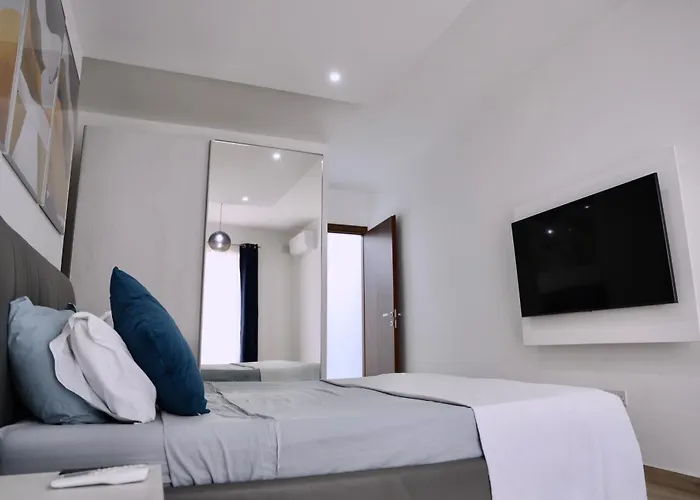 Spinola Apartment