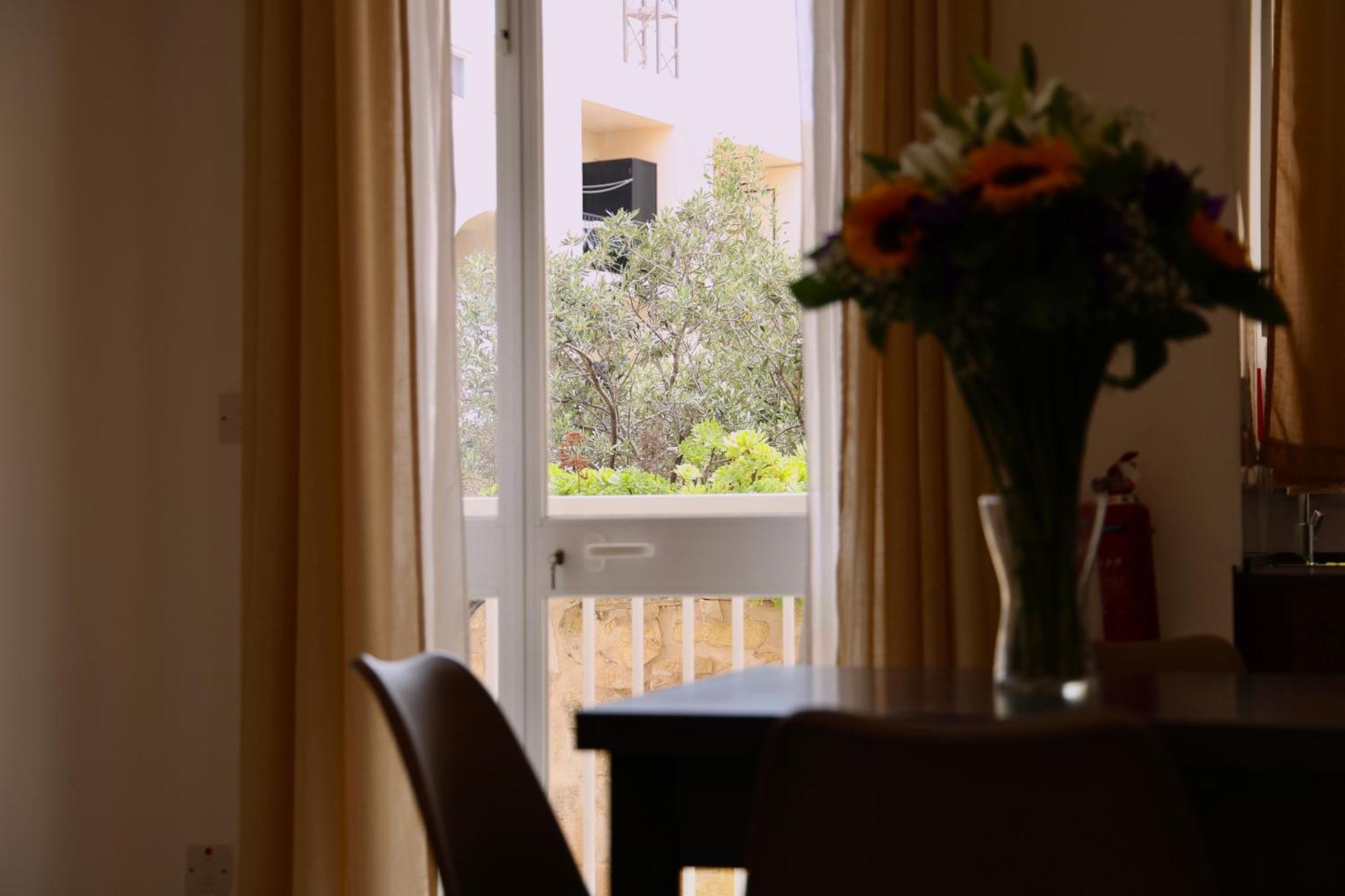 Spinola Apartment